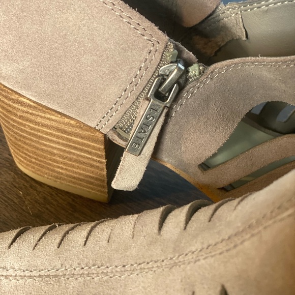 1. State Arnet Stacked Heel booties Suede Gray 9M - Picture 9 of 16